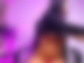 luucy-18's Live Sex Cam Show