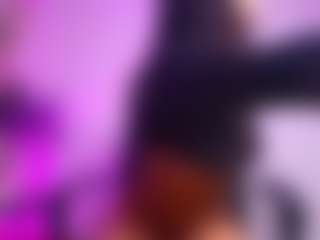luucy-18's Live Sex Cam Show