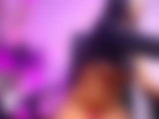 luucy-18's Live Sex Cam Show