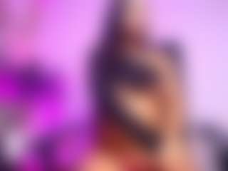 luucy-18's Live Sex Cam Show