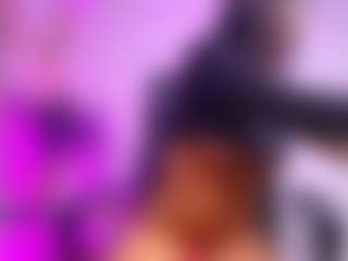luucy-18's Live Sex Cam Show