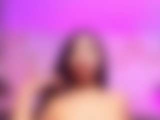 luucy-18's Live Sex Cam Show