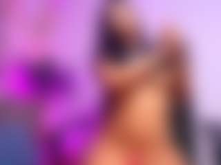 luucy-18's Live Sex Cam Show
