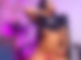 luucy-18's Live Sex Cam Show