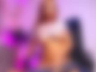 luucy-18's Live Sex Cam Show