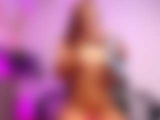 luucy-18's Live Sex Cam Show