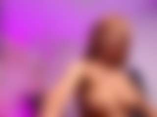 luucy-18's Live Sex Cam Show