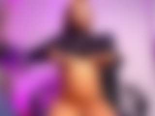 luucy-18's Live Sex Cam Show