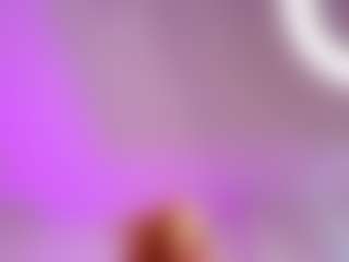 luucy-18's Live Sex Cam Show