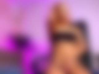 luucy-18's Live Sex Cam Show