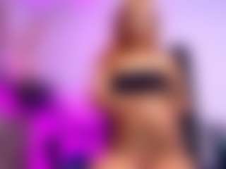 luucy-18's Live Sex Cam Show