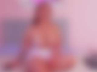 Mia-Cooper02's Live Sex Cam Show