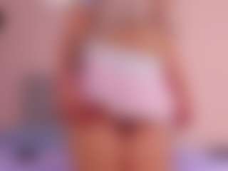 Live cam show with Mia-Cooper02 - Asian Anal on Camsoda