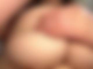 Live cam show with AnnaMarry - Toys on studioflirtlive.com