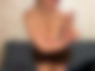 Live cam show with AnnaMarry - Blowjob on Gym Cam Girls