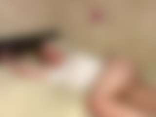 Live cam show with AnnaMarry - New Toys on xDating