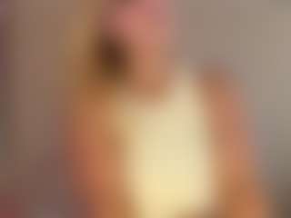 Live cam show with AnnaMarry - Bikini on intimatelivegirls.com