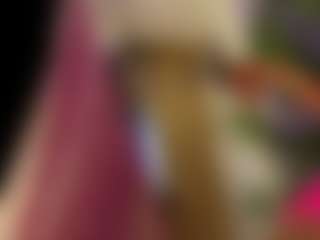 Live cam show with Selene-winches - Petite MILF on Camsoda