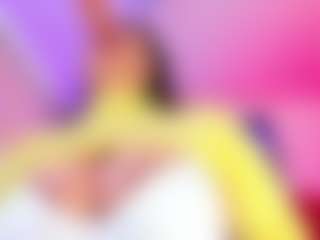 Live cam show with Selene-winches - Brown Hair MILF on liverealitysex.com