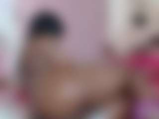 Live cam show with Violettbrownn - Handjob on live18s.com