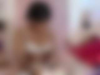 Live cam show with Violettbrownn - Athletic on EXY
