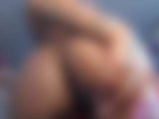 Live cam show with Violettbrownn - Handjob on SquirtSoMuch