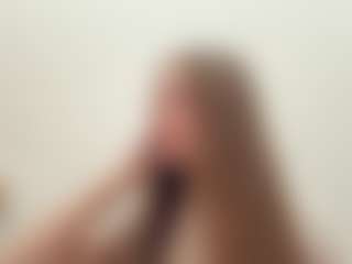 AileneHohmeier's Live Sex Cam Show