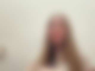 Live cam show with AileneHohmeier - Young Adult Teen (18+) on Camsoda