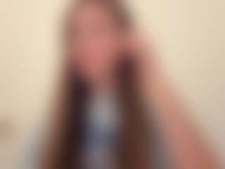 AileneHohmeier's Live Sex Cam Show
