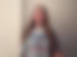 AileneHohmeier's Live Sex Cam Show