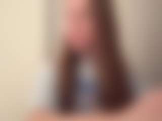 AileneHohmeier's Live Sex Cam Show