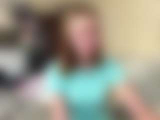 Live cam show with AlbaGlew - Granny Blonde Hair on Porn Luv