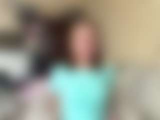 Live cam show with AlbaGlew - Interactivetoy Granny on Dolls Live