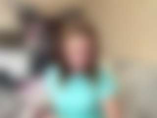 Live cam show with AlbaGlew - Public Brown Hair on CamSextacy