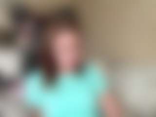 Live cam show with AlbaGlew - Ebony on madthumbs | georgia