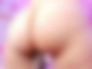 Live cam show with bloom-selena - Blowjob on Camsoda