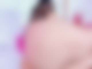bloom-selena's Live Sex Cam Show