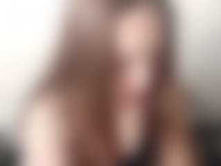 Live cam show with EffieBinn - Brown Hair on livesuperchat.net