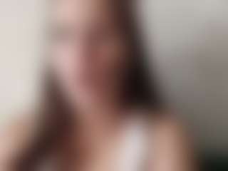 Live cam show with EffieBinn - Innocent on https://playwithruby.com