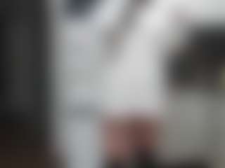 Live cam show with EffieBinn - Show on luckytryst.com