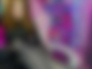 Live cam show with Elyra-Zyra - New Small Tits on Camsoda