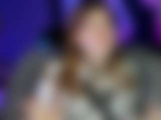 Elyra-Zyra's Live Sex Cam Show