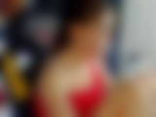 Live cam show with Elyra-Zyra - Student on Camsoda