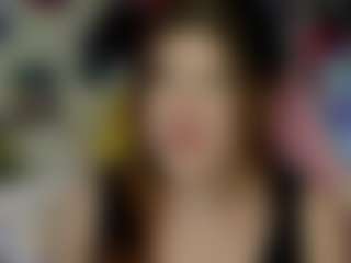 Live cam show with Elyra-Zyra - Upskirt on CamClone