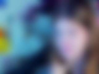 Live cam show with Elyra-Zyra - Joi on hrnylive.com