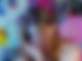 Live cam show with Elyra-Zyra - Sweet on Camiplay Live