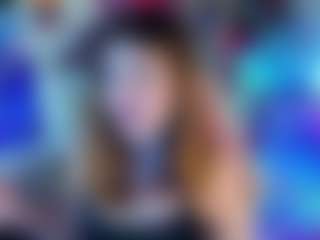 Elyra-Zyra's Live Sex Cam Show