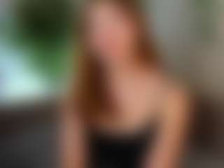 Live cam show with Elyra-Zyra - Student on xxxlivecams.org