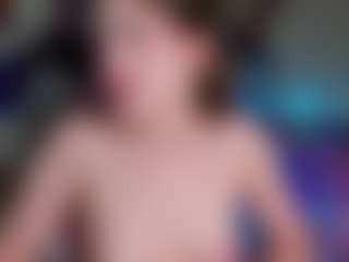 Live cam show with Elyra-Zyra - Student on fapnchat