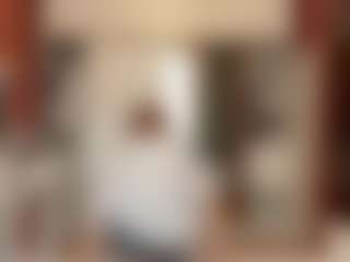 Live cam show with Lily - Teen (18+) on Gym Cam Girls